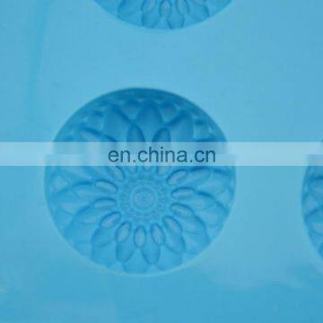 15 Holes DIY Daisy-shaped Ice Cubes and Molds for Cakes, Chocolates and Puddings photo-4