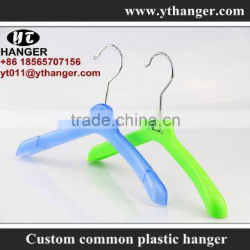 IMY-502 Green Plastic Childrens Hanger Customized photo-4