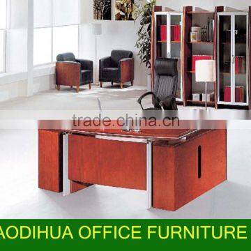 Executive office desk with L shaped A-1424B