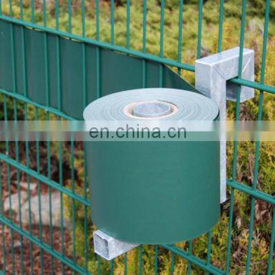 0.19*50m Pvc Tarpaulin Vinyl Privacy Fence Stripe, Green Grey Color Strip Tarpaulin for Garden Fence photo-4