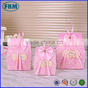 Pink Wedding Favors Gifts Candy Box Chocolate Box with Ribbon                        
                                                Quality Choice