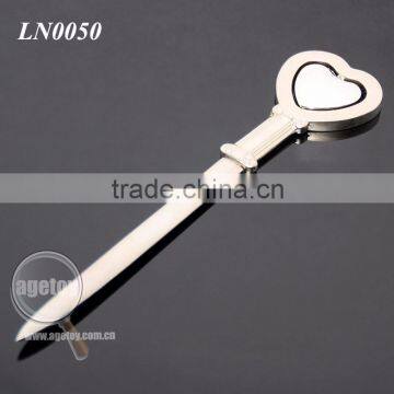 Novelty Rotating Heart Shaped Souvenir Zinc Alloy Silver Metal Heart Shaped Letter Opener