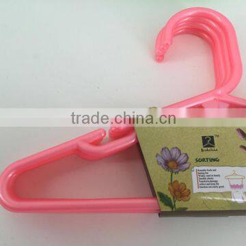 Xu Feng Cheap Colorful Plastic Hanger Supermarket Home Use Factory 1087 photo-2