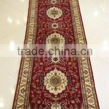 guangzhou red persian hand knotted handmade runner in guangzhou                        
                                                Quality Choice