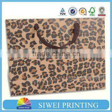 2015 Cheap Promotional kraft paper bag colorful fashional with handle
