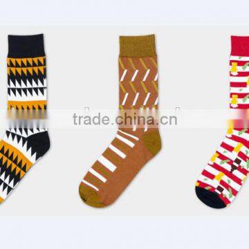 High Quality OEM Services Men Custom Colorful Combed Cotton Dress Socks, Cotton Business Mid-Calf Socks, Happy Funny Men Socks