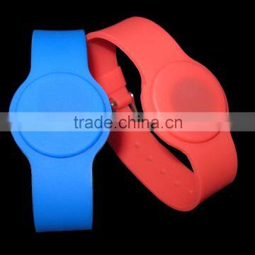 NTAG216RW27 RFID Wristband by Roxtron - 246 x 36mm photo-3