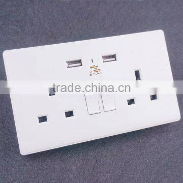 Multi Plug Wall Sockets With Dual Usb Ports Made in China Usb Wall Socket photo-2