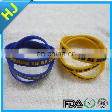 New product cheap custom silicone bracelet made in China