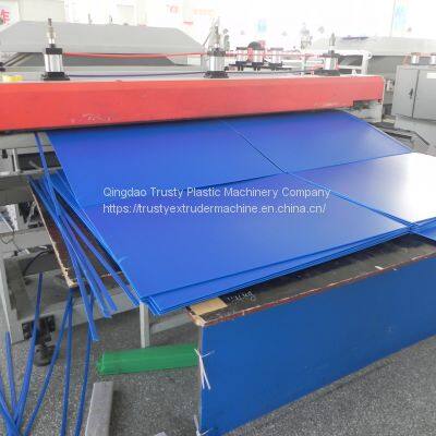 PP/PE /PC Plastic Hollow Plate/Board/Sheet Extruder Machine Production Line photo-3