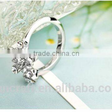 European and American Fashion Hot Style Austrian Crystal Snowflake Silver Jewelry Set 925 photo-4