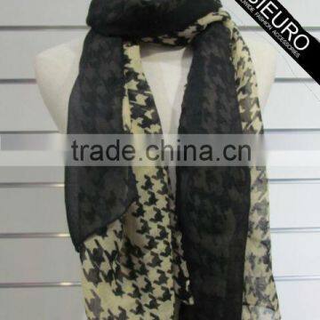 Houndstooth Printed Pashmina Polyester Voile for Women Shawl AZO Free BSCI and SEDEX Audited