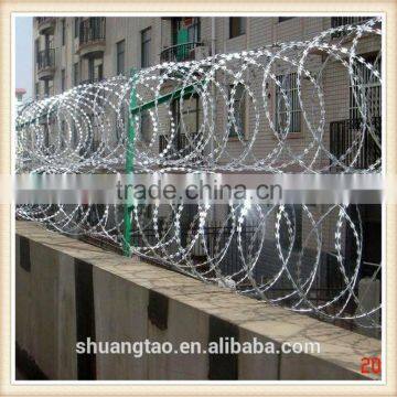 Hing quality barbed wire