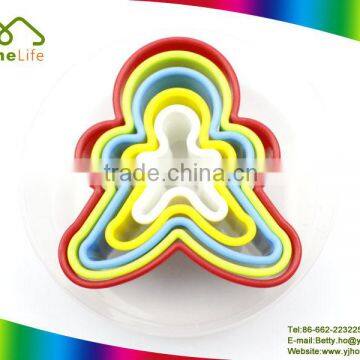 5PCS Plastic Multi-size Gingerbread Man Cookie Cutter Set