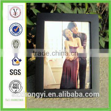 china factory ODM & OEM fashion polyresin funia frame photo