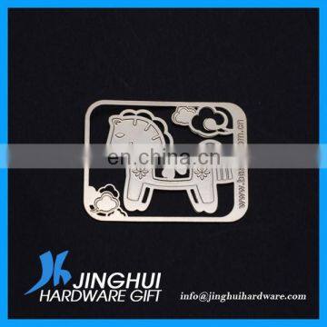 Professional Etching Metal Flat Ornaments