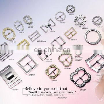 Different Design in Kinds of Colors for Metal Tag Buckles Shoes photo-3