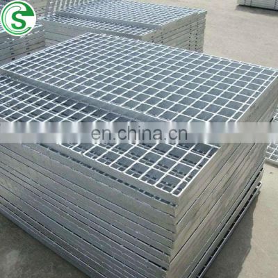 30*5mm Hot galvanized roadway drainage grating system steel grating