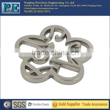 ISO 9001 passed custom cutout metal flower logo plate