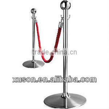 Majestic Line Stanchion with elegant Rope