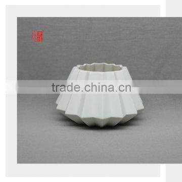 High Quality Small White Color Clay Porcelain Flower Vases