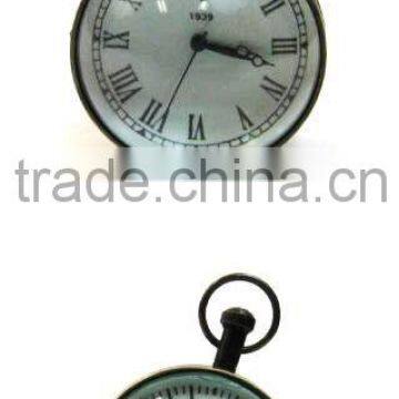 Vintage Solid Compass -Paper Weight Compass Watch Round Glass 13484