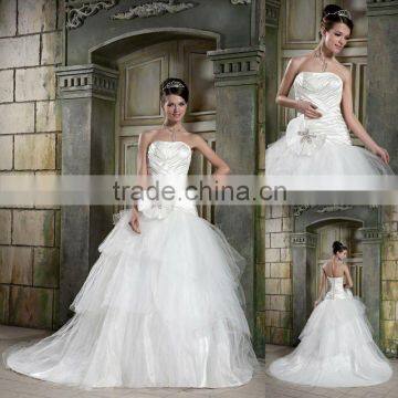 White Strapless Ball Gown Layered Ruffles Floor Length Beaded Wedding Dress xyy03-082