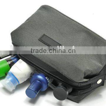 Elegant Small Plaid Toiletry Bag Travel Organizer Cosmetic Bag for Men Women photo-5