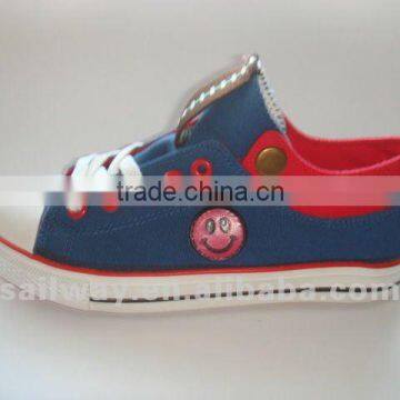 Latest women canvas shoes 2012