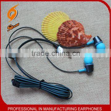 metal customized new designed 3.5mm connected in-ear earphone with blue soft silicone covers