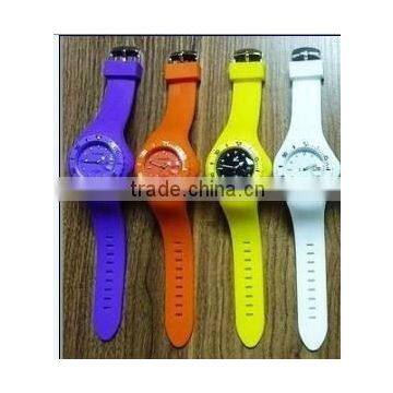 2011 fashion healthy silicone watch