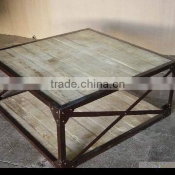 METAL AND WOOD CENTER TABLE