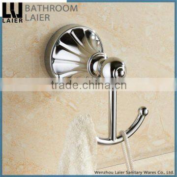 Chinese Wholesalers Zinc Alloy And Wood Chrome Finishing Bathroom accessories Wall Mounted Double Robe Hook