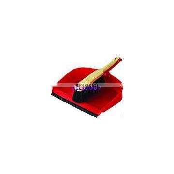 Dustpan and brush set