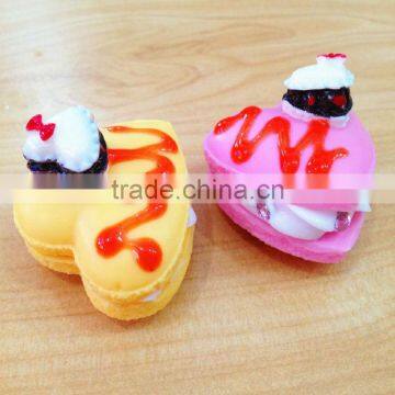 Heart shape macaron fridge magnet | Kawaii artificial dessert keyrings | Yiwu Sanqi Crafts - Fake food manufacturer