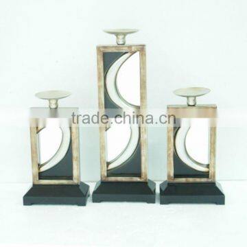 Wooden Candle Holder in Pillar Shape