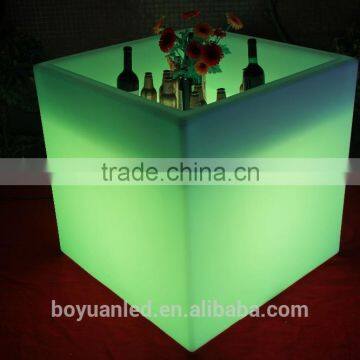 Plastic LED 16 Colors Changing Glowing Cubic Ice Bucket for Wine photo-6