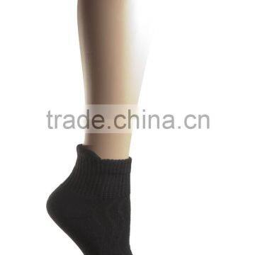 Seamless Toe-Wave-In Mesh Diabetic Ankle Socks (Black)