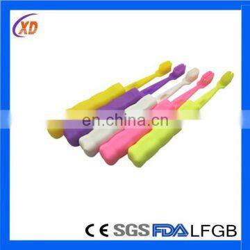 Toothbrush With Silicone Bristle / Babies Silicone Teethbrush