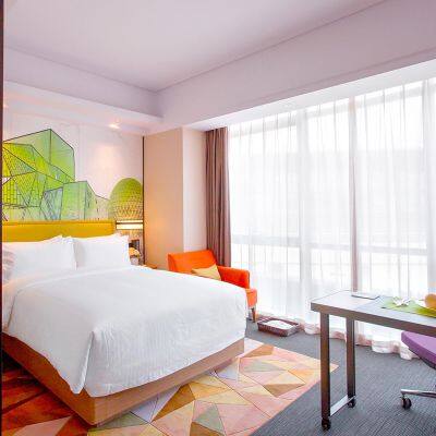 Modern Luxury Hot Sale Comfortable Bedroom Furniture Metal Legs Gray Solid Wood Frame Leather Storage Beds Set photo-5