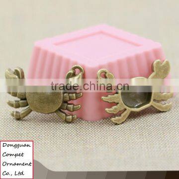 Wholesale zinc alloy jewelry crab pendant