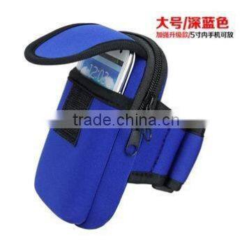 Cell phone pouches for Samsung and iPhone sport arm bag