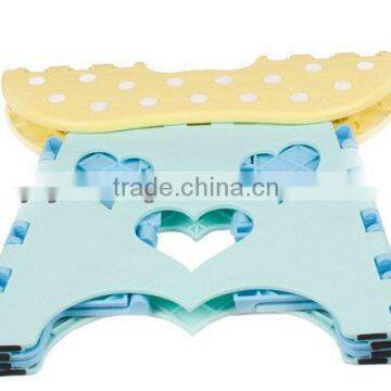 plastic lovely peanut top folding step stool