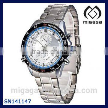 Precise quartz movement Calendar Display Luxury Stainless Steel Black Sport Watch