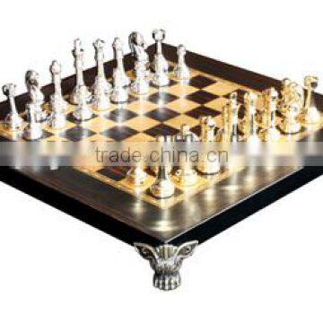 Luxury Natural Veneer With Special 4 Metal Feet Family Custom Chess Table