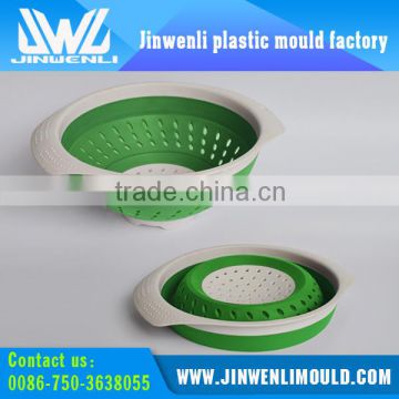 Multi-function silicone foldable food strainer