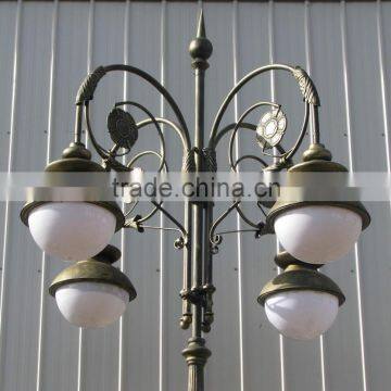 Cast Aluminum Street Lamp Round Lamp Holder With PC Cover photo-2