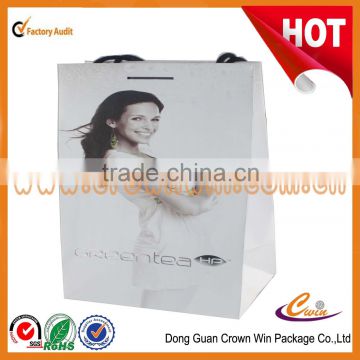 Trend kraft paper shopping bag with ribbon handle