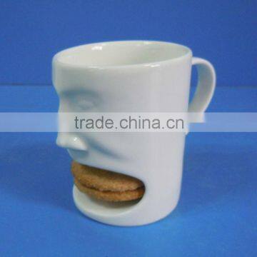 durable porcelain face shaped biscuit coffee mug