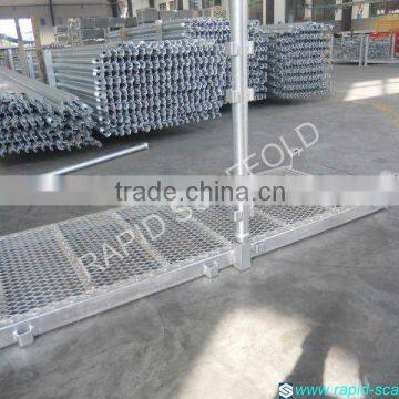 Haky scaffolding for building